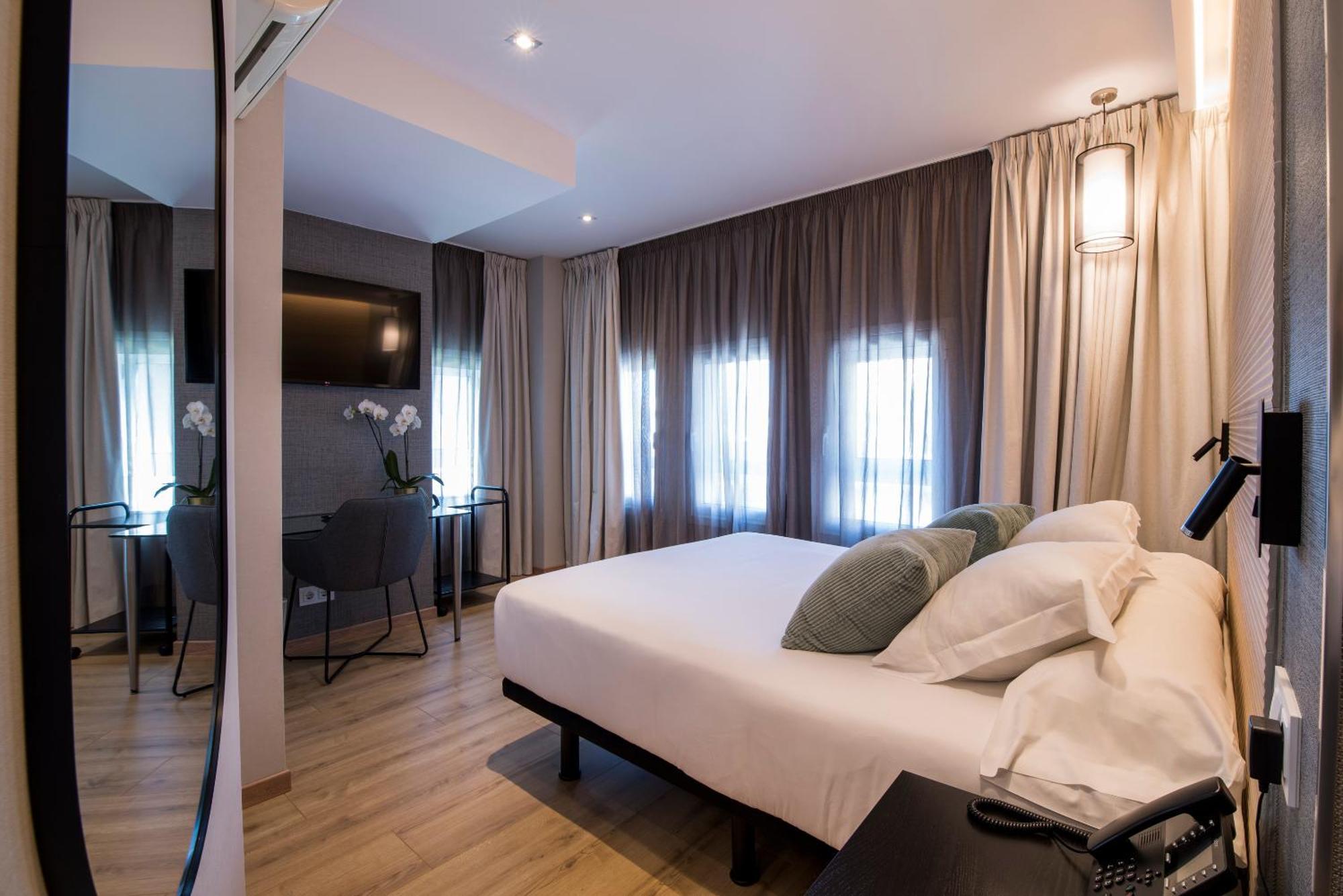 Avenida Lofts * A Coruna